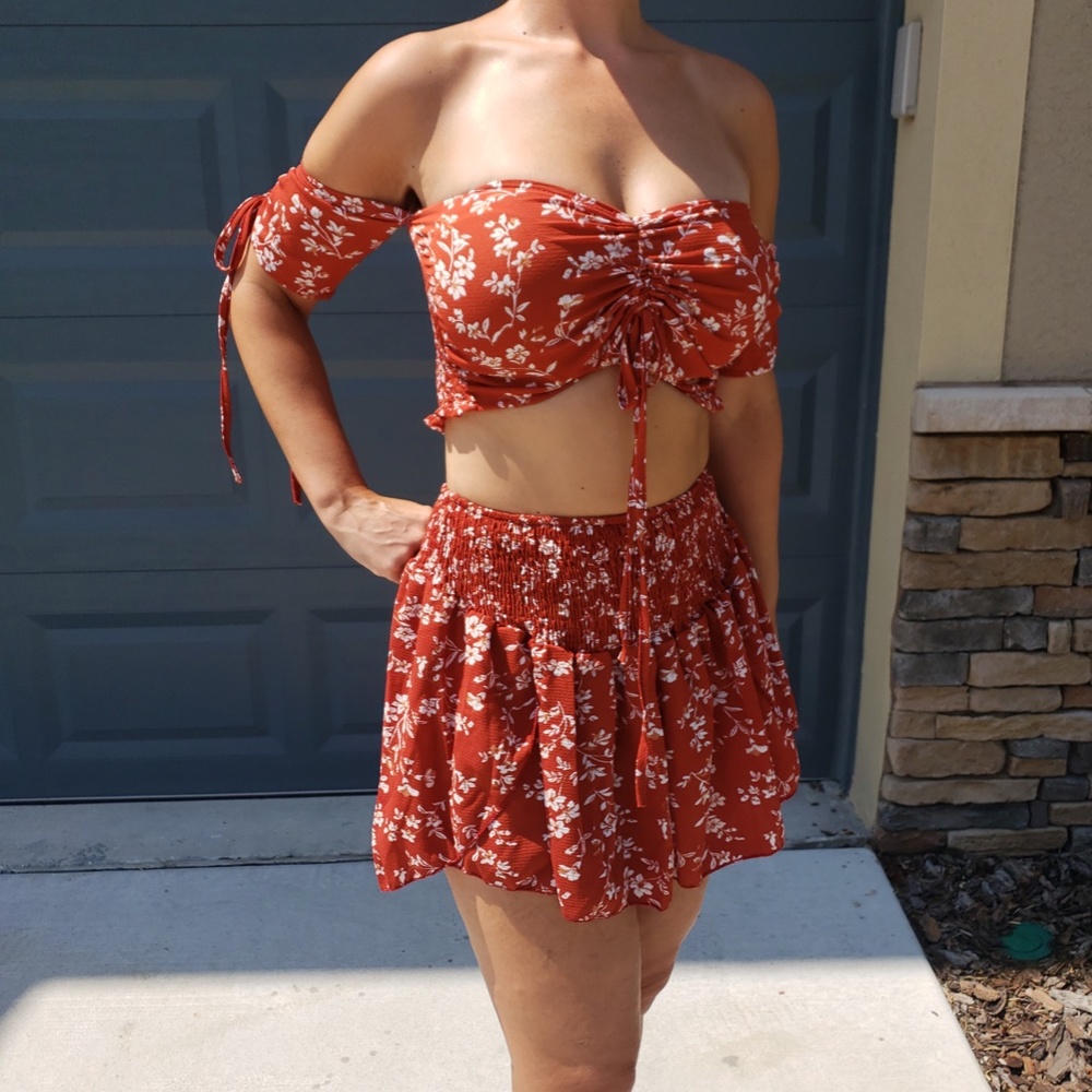 Spring Break Short Set - Picture 3 of 11